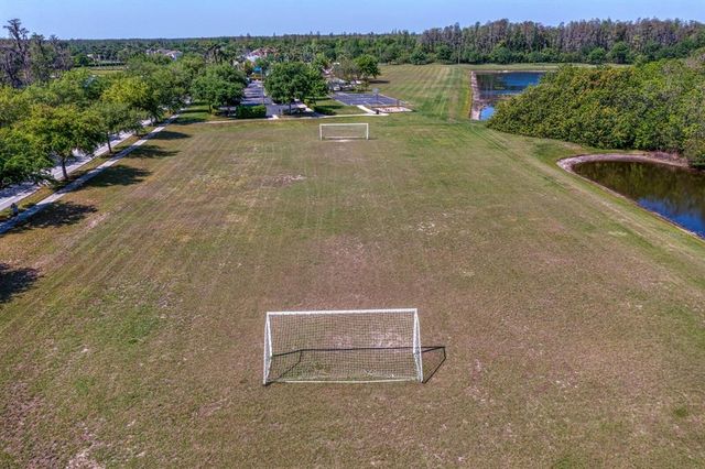 2935 WINGLEWOOD CIRCLE, Lutz, FL 33558
