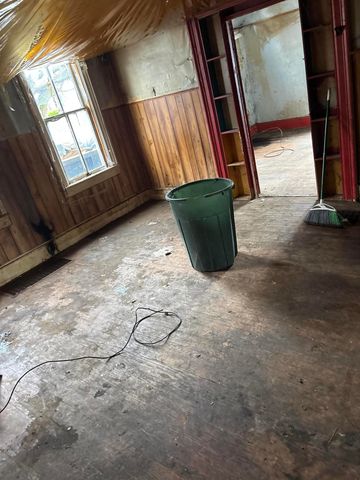 616 W 11th Street, Michigan City, IN 46360