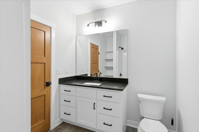 1962 Hadley Hills Drive NE, Rochester, MN 55906