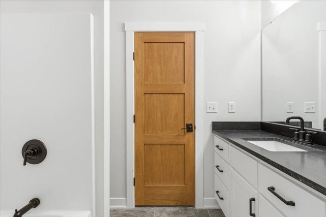 1962 Hadley Hills Drive NE, Rochester, MN 55906