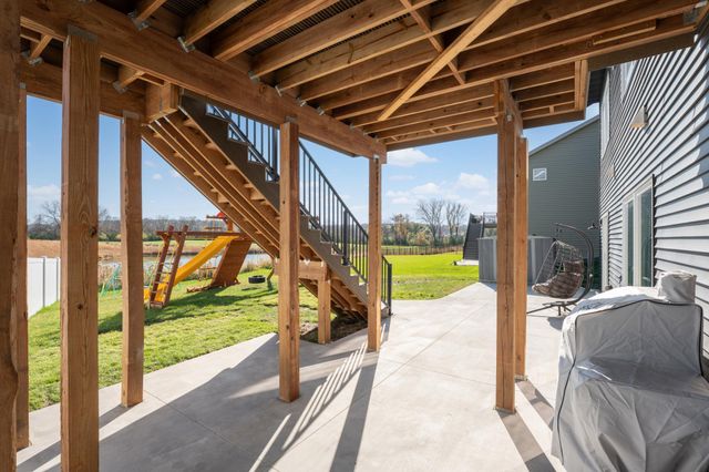 1962 Hadley Hills Drive NE, Rochester, MN 55906