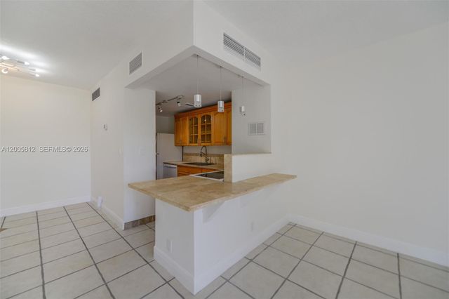 880 NE 69th St 2N, Miami, FL 33138