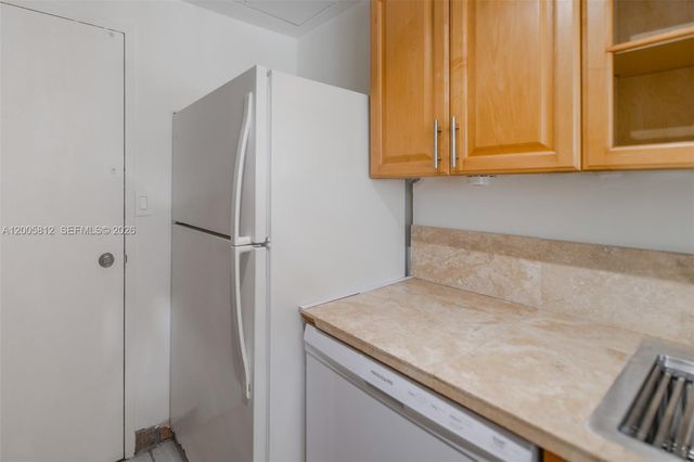 880 NE 69th St 2N, Miami, FL 33138