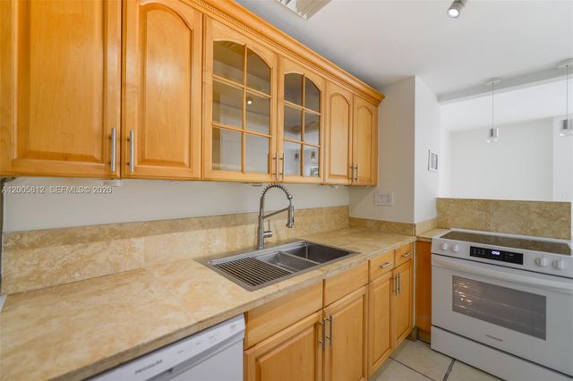 880 NE 69th St 2N, Miami, FL 33138