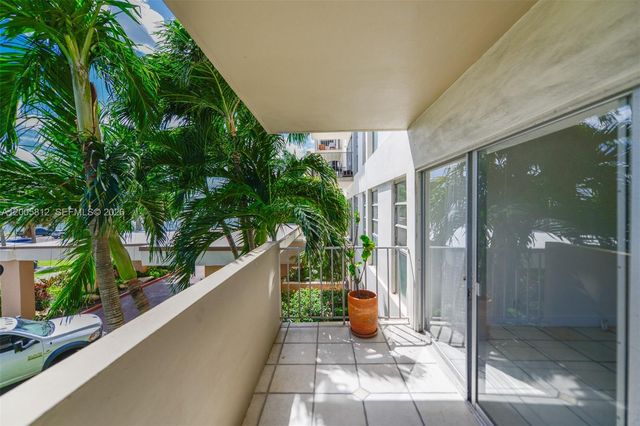 880 NE 69th St 2N, Miami, FL 33138