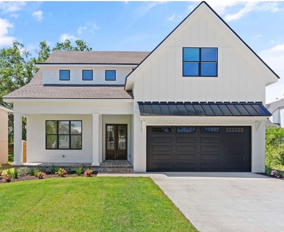 1154 Ocean Blvd, St Simons Island, GA 31522