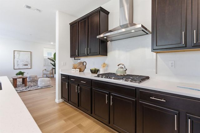 3085 Garden Farms Ave, Lathrop, CA 95330