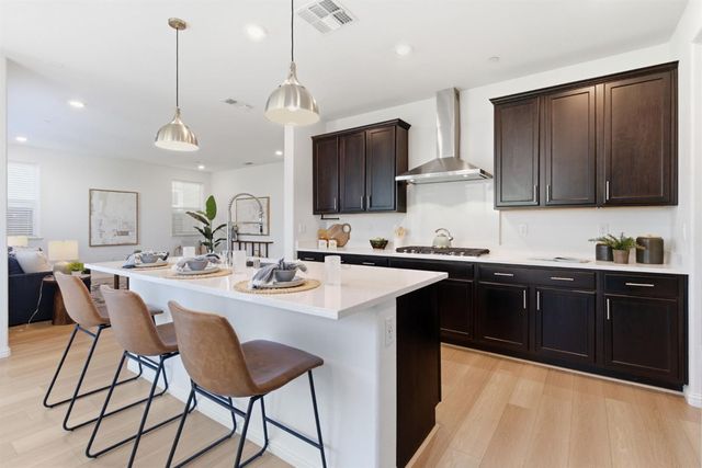 3085 Garden Farms Ave, Lathrop, CA 95330