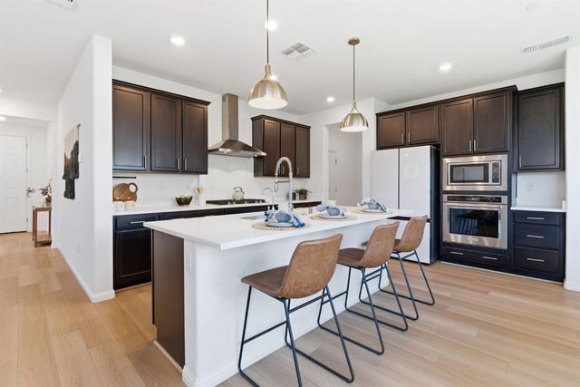 3085 Garden Farms Ave, Lathrop, CA 95330