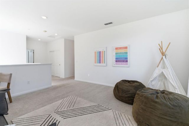 3085 Garden Farms Ave, Lathrop, CA 95330
