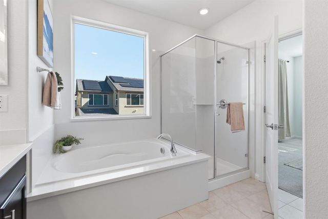 3085 Garden Farms Ave, Lathrop, CA 95330
