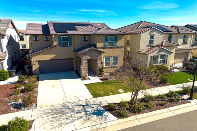 3085 Garden Farms Ave, Lathrop, CA 95330