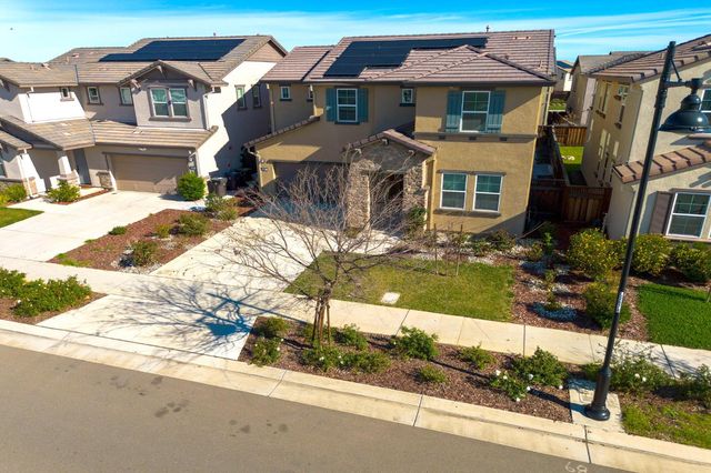 3085 Garden Farms Ave, Lathrop, CA 95330