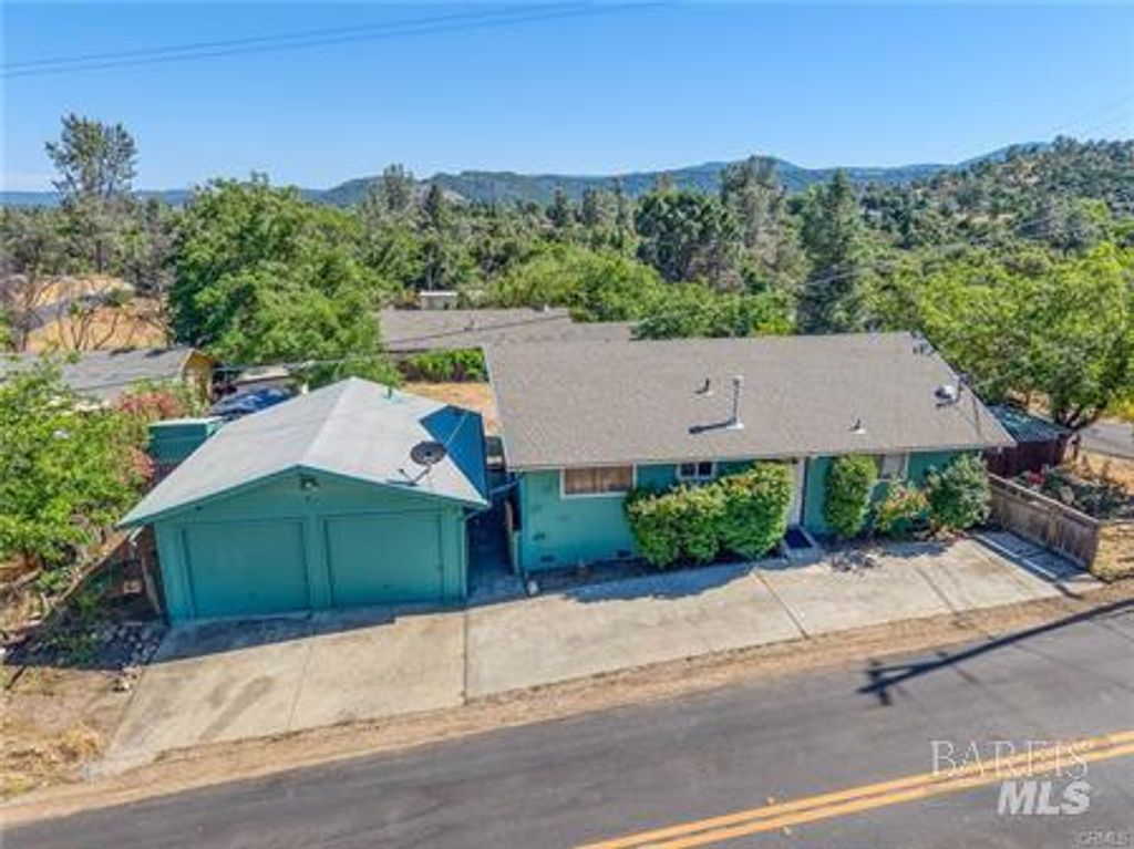 3206 4th St, Clearlake, CA 95422