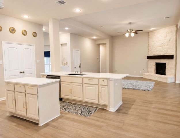 16438 Stonewall Street, Conroe, TX 77303