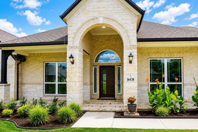 16438 Stonewall Street, Conroe, TX 77303