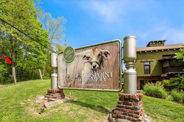 9202 Fanchon Drive, Zionsville, IN 46077