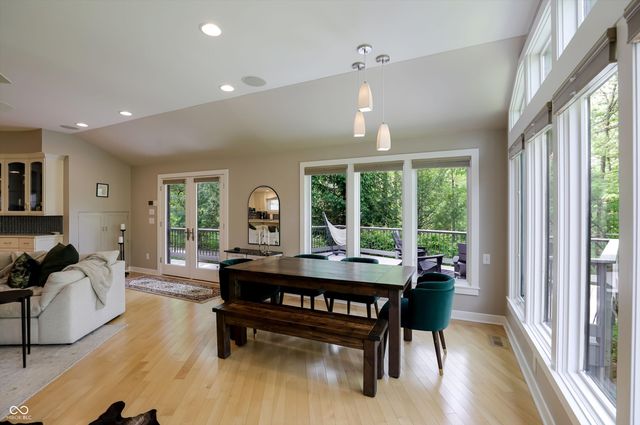 9202 Fanchon Drive, Zionsville, IN 46077