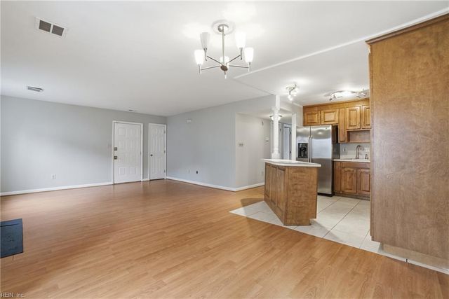 109 Roane Dr Apt C, Hampton, VA 23669