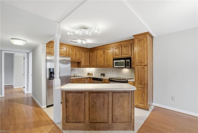 109 Roane Dr Apt C, Hampton, VA 23669