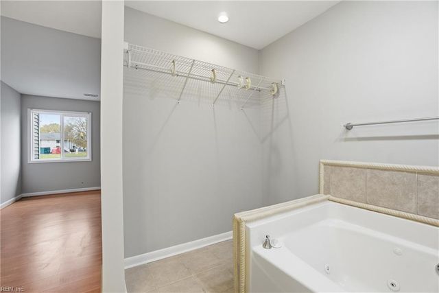 109 Roane Dr Apt C, Hampton, VA 23669