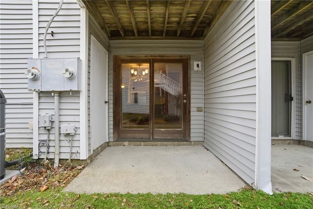 109 Roane Dr Apt C, Hampton, VA 23669