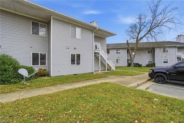 109 Roane Dr Apt C, Hampton, VA 23669