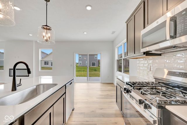 2311 Bear Oak Run, Shelbyville, IN 46176