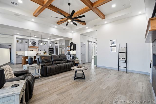 15903 E 106th Street North N, Owasso, OK 74055