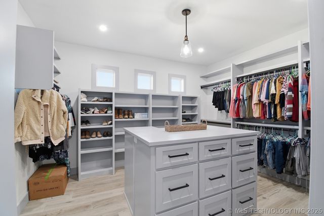 15903 E 106th Street North N, Owasso, OK 74055