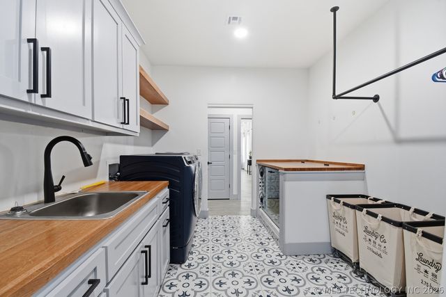 15903 E 106th Street North N, Owasso, OK 74055