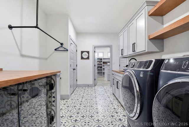 15903 E 106th Street North N, Owasso, OK 74055