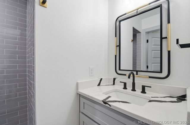 15903 E 106th Street North N, Owasso, OK 74055