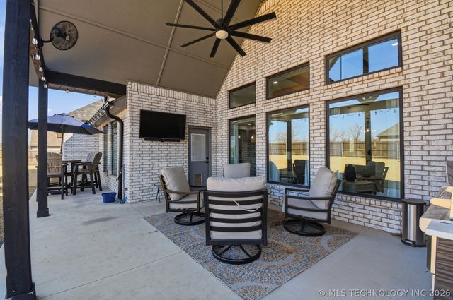 15903 E 106th Street North N, Owasso, OK 74055