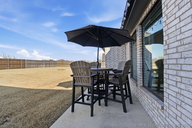 15903 E 106th Street North N, Owasso, OK 74055