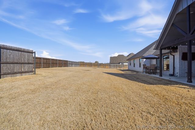 15903 E 106th Street North N, Owasso, OK 74055