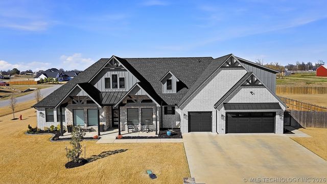 15903 E 106th Street North N, Owasso, OK 74055