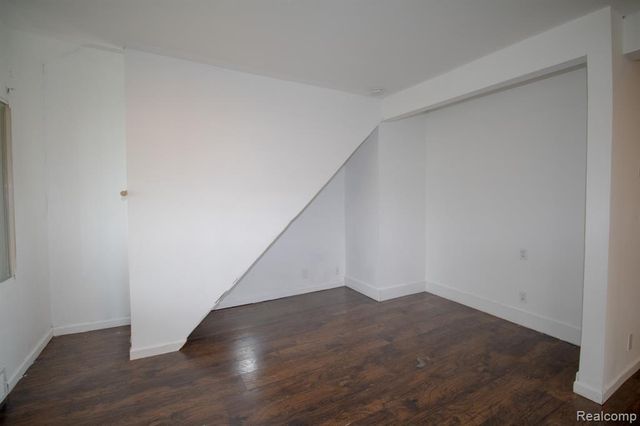 35799 Park Place, Romulus, MI 48174