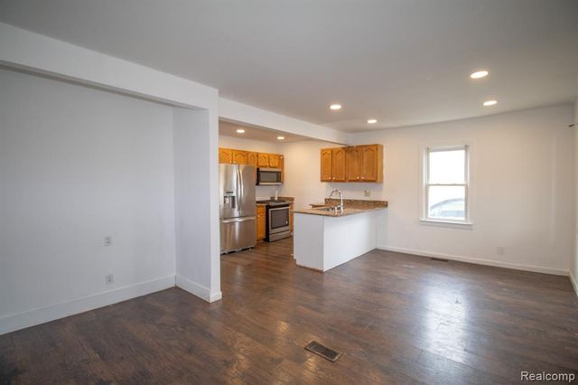 35799 Park Place, Romulus, MI 48174