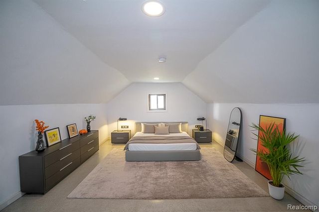 35799 Park Place, Romulus, MI 48174