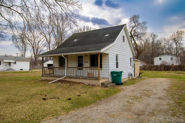 35799 Park Place, Romulus, MI 48174