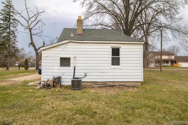 35799 Park Place, Romulus, MI 48174