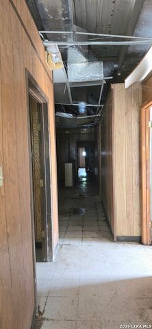 2638 W Southcross, San Antonio, TX 78211