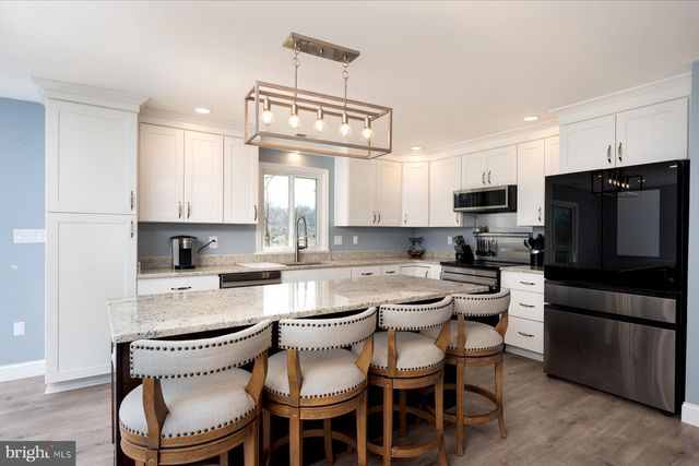 819 ELM DR, West River, MD 20778