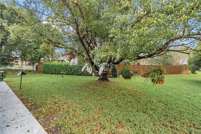 2416 SE 18TH CIRCLE, Ocala, FL 34471