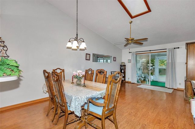 2416 SE 18TH CIRCLE, Ocala, FL 34471