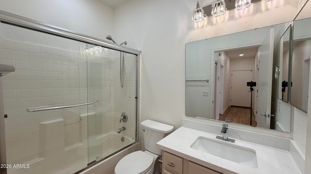 3 S Laveen Place, Chandler, AZ 85226