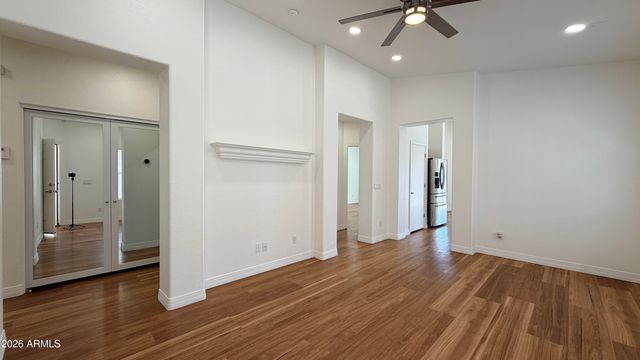 3 S Laveen Place, Chandler, AZ 85226