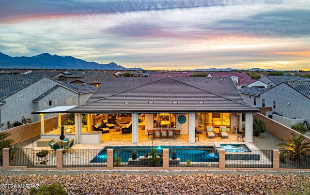 2459 E Copper Valley Way, Green Valley, AZ 85614