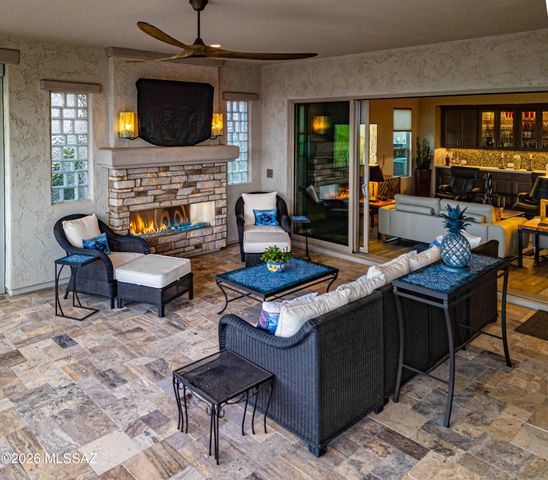 2459 E Copper Valley Way, Green Valley, AZ 85614